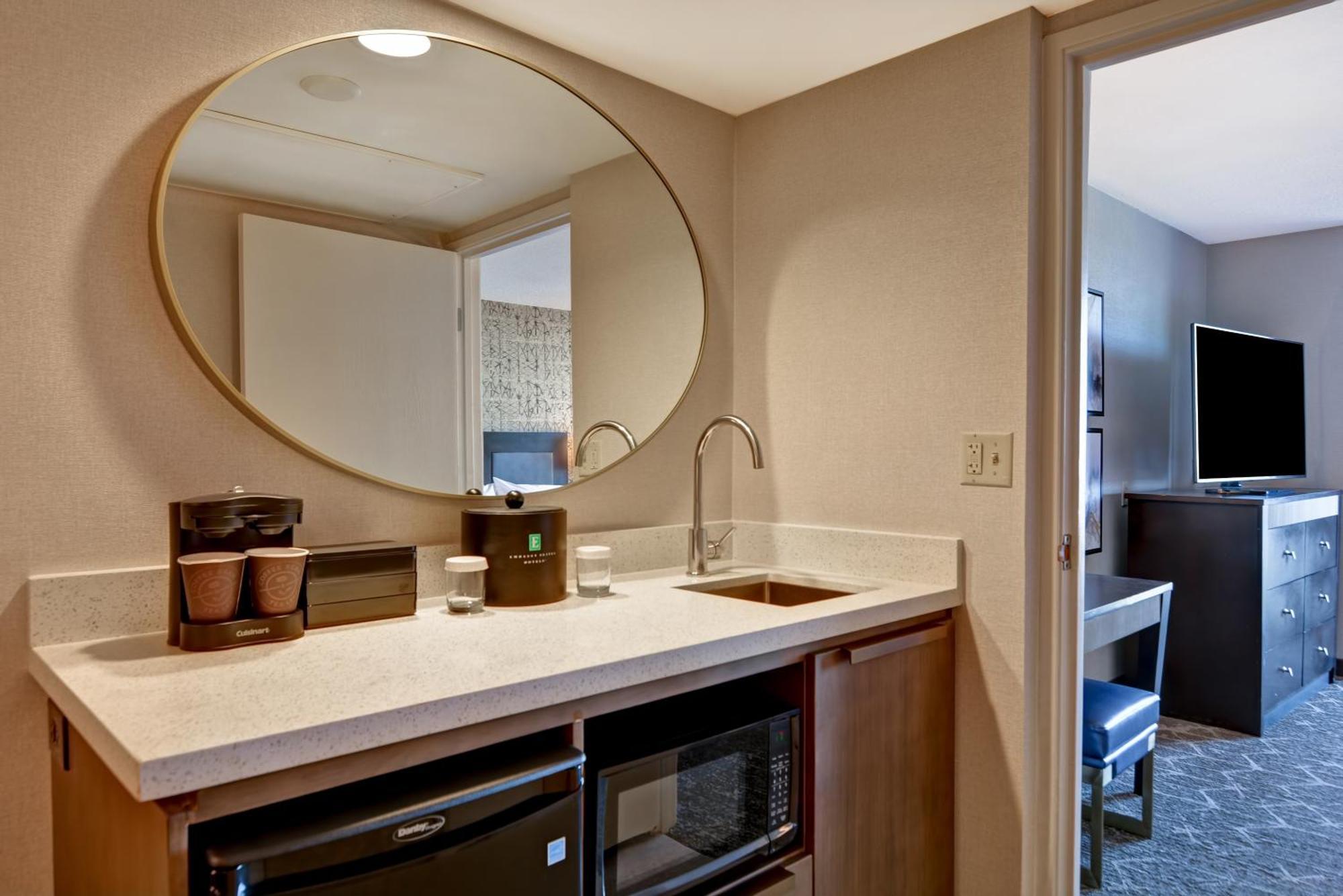 Embassy Suites By Hilton Minneapolis Airport Bloomington Eksteriør bilde